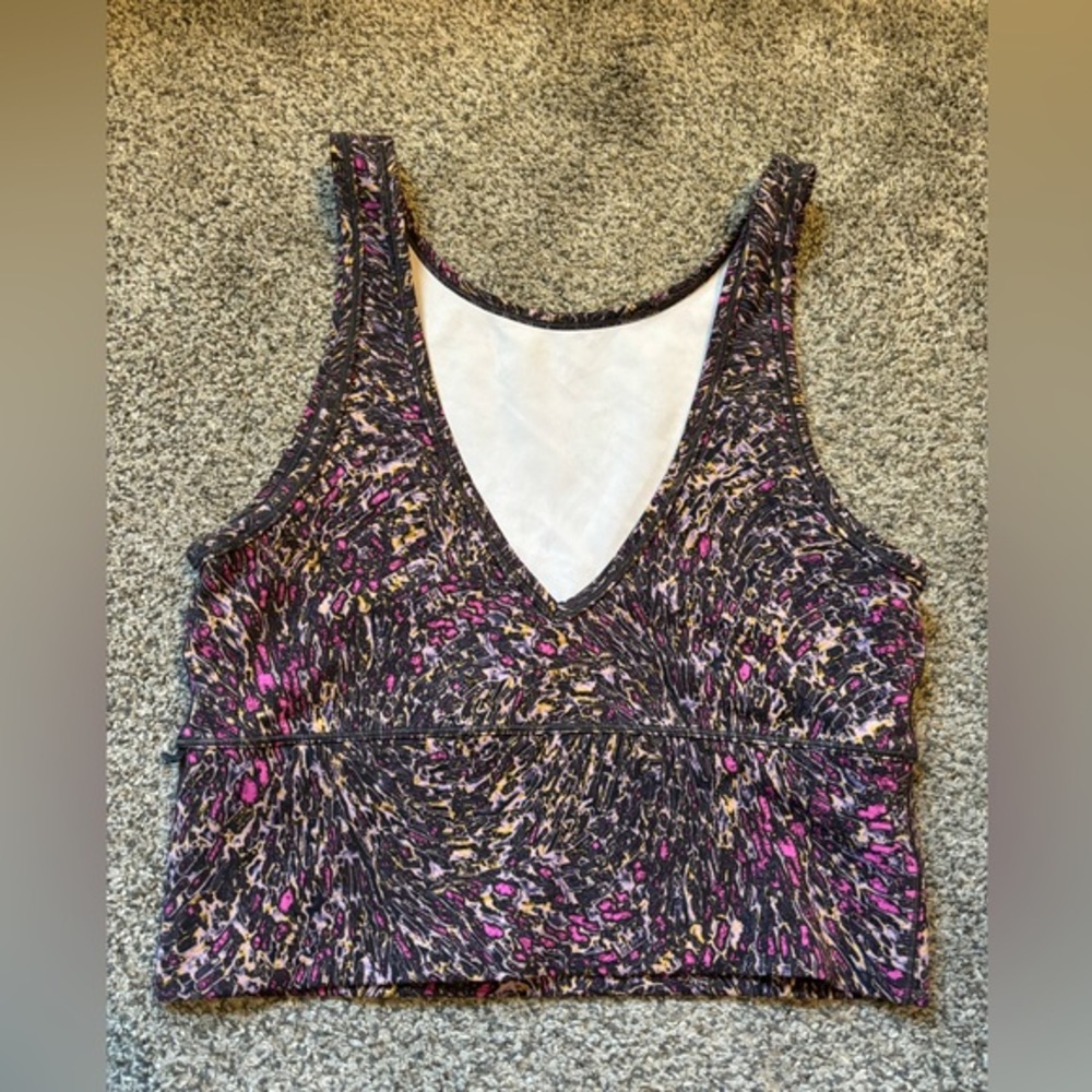 Lululemon Power Pivot Tank